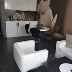 Diva 2-pokojowy Prywatny Z Aneksem Kuchennym *